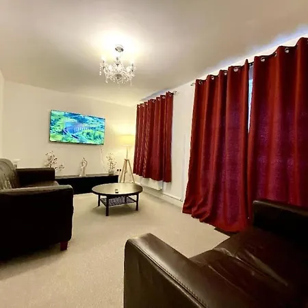 Uniquejoe Properties - 3 Bedroom-3